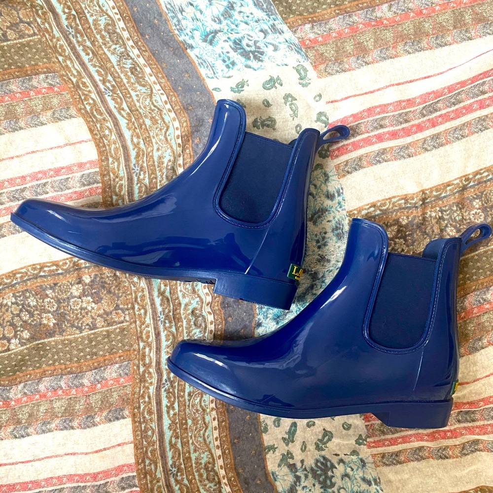 ☔️Lauren by Ralph Lauren Tally-Bo-Rai Chelsea Rain Boots☔️
